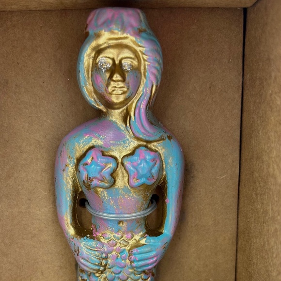 Metal Mermaid Wall Hook Nautical Decor Beach Bathroom Gold Blue Pink Girls Room - Picture 2 of 6